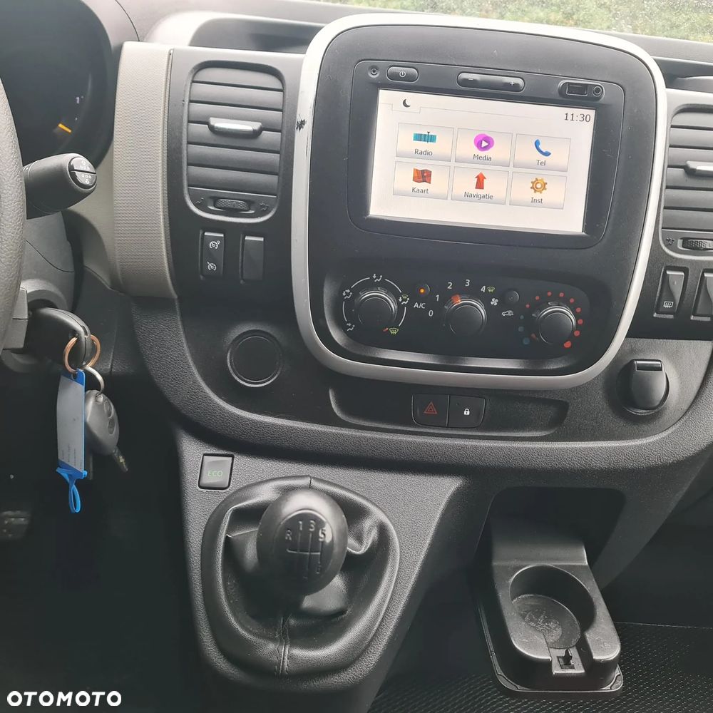 Renault TRAFIC NISSAN NV300 - 17