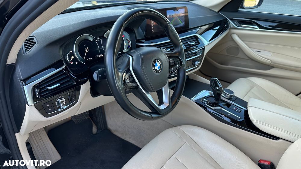 BMW Seria 5 520d EfficientDynamics Edition AT - 11