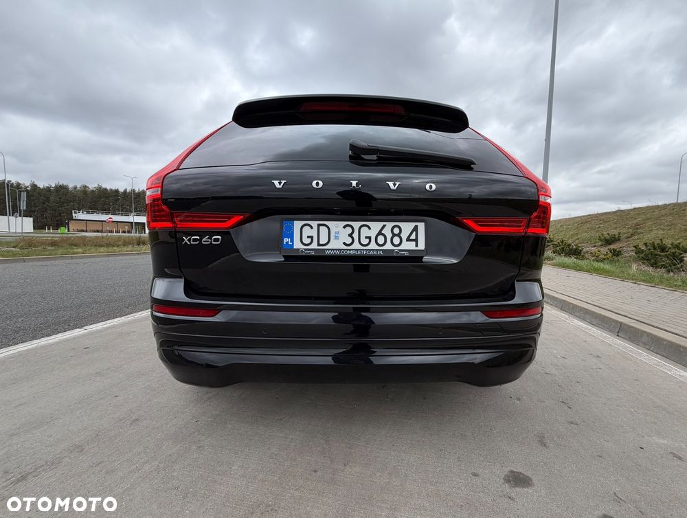 Volvo XC 60 B4 D AWD Core - 8