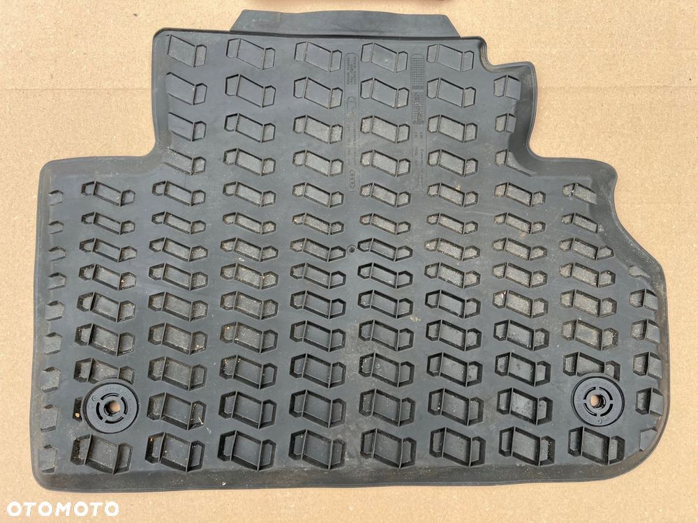 audi q5 80a zestaw dywaników gumowych przód tył 80b061501 80a061511 - 7