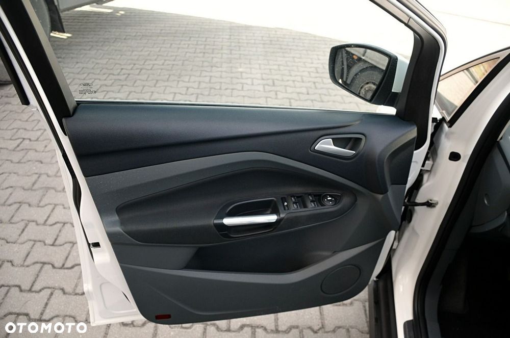 Ford C-MAX - 12