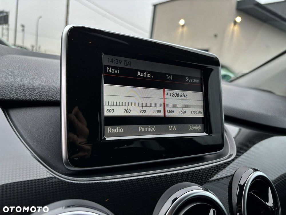 Mercedes-Benz Klasa B 180 Style - 17