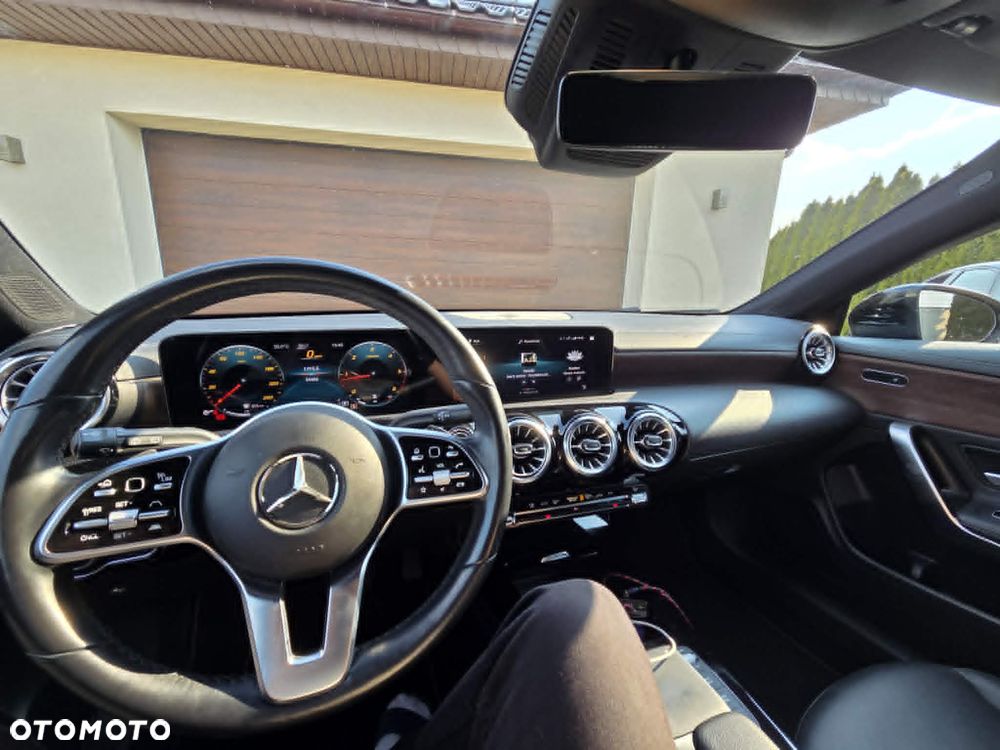 Mercedes-Benz CLA 200 d 8G-DCT AMG Line - 6