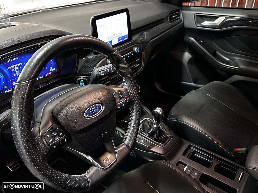 Ford Focus 2.3 EcoBoost ST3 - 8