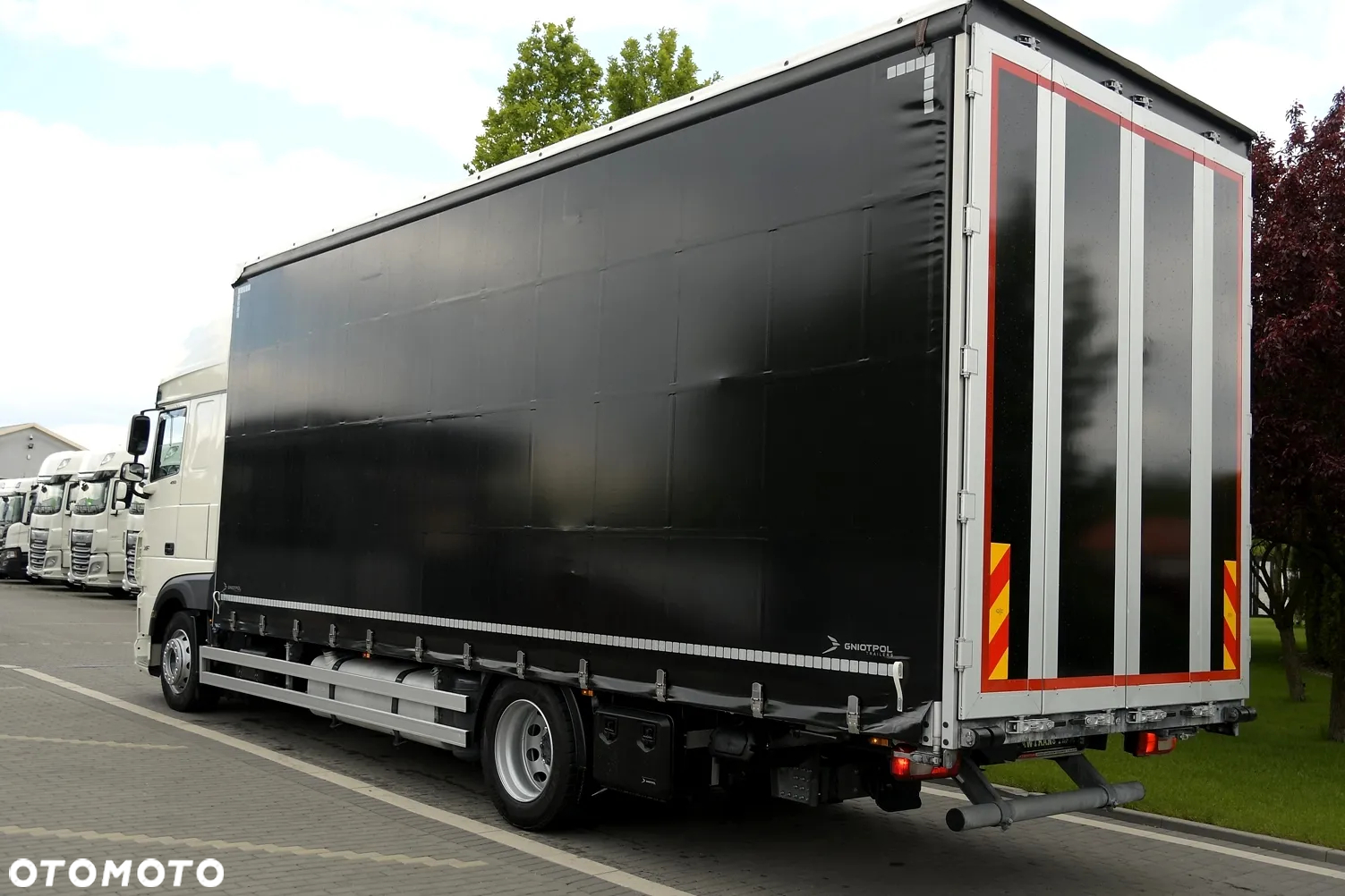 DAF XF 450///* SUPER SPACE CAB///* ///2018///* 18000KG//* /RETARDER///* 7.70///* WAGA///* FIRANKA///* XENON///* DACH PODNOSZONY//* /DUŻE ZBIORNIKI///* STAN BARDZO DOBRY - 7