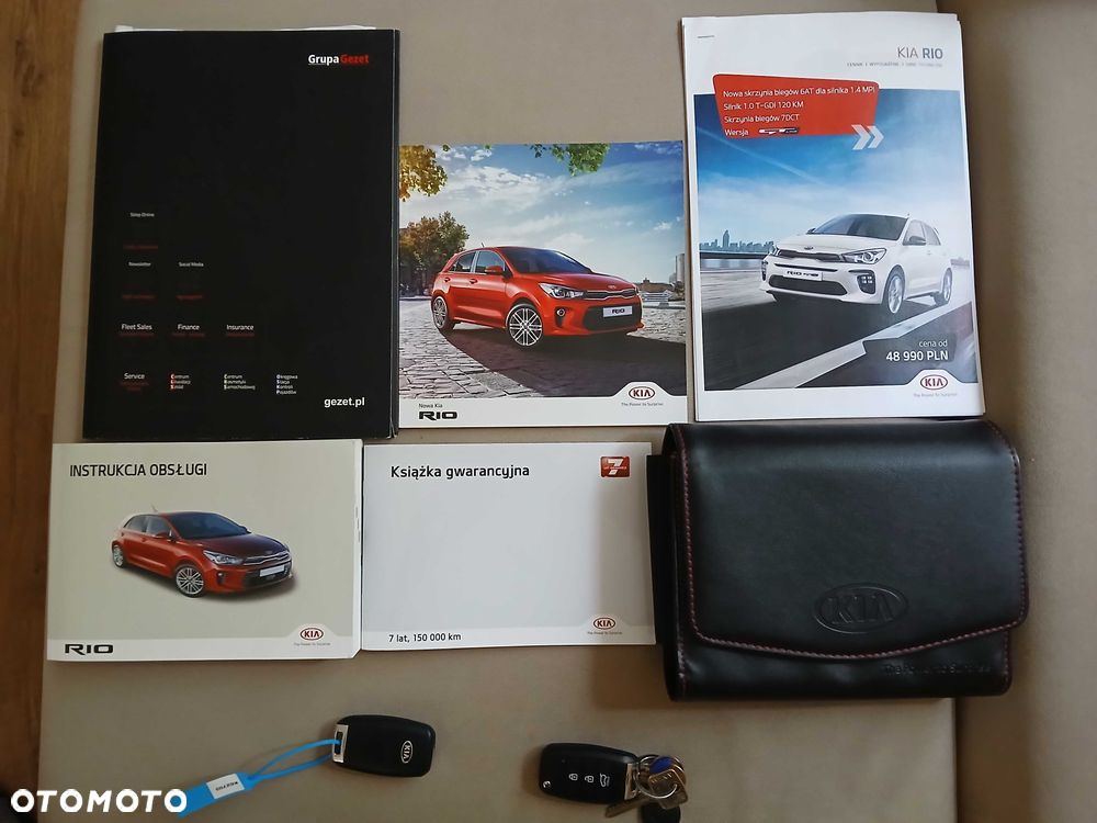 Kia Rio - 8