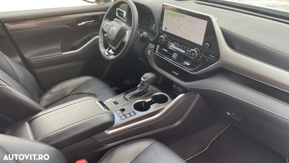 Toyota Highlander 2.5 L Hybrid Dynamic Force 248CP Luxury Pearly - 6