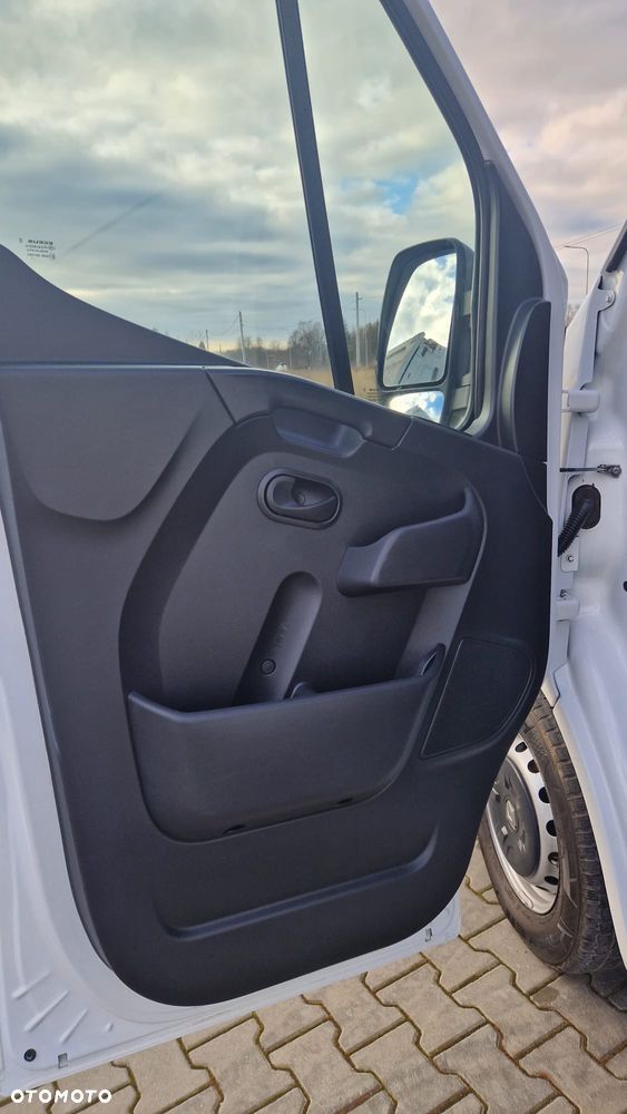 Renault MASTER L2H2 - 12