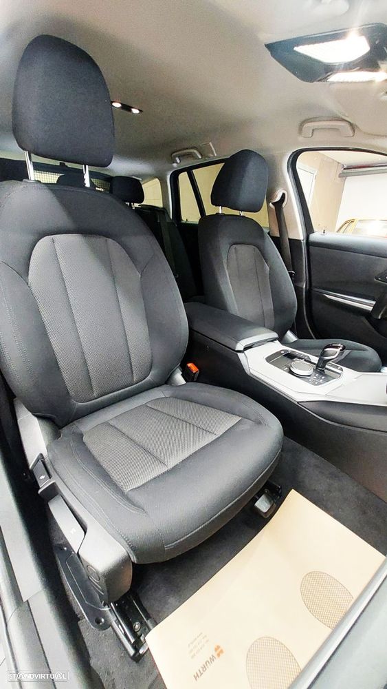 BMW 318 d Line Sport Auto - 11