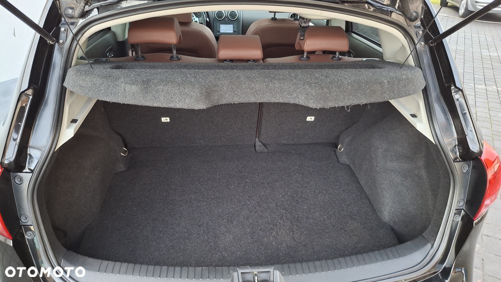 Nissan Qashqai 2.0 Tekna - 29