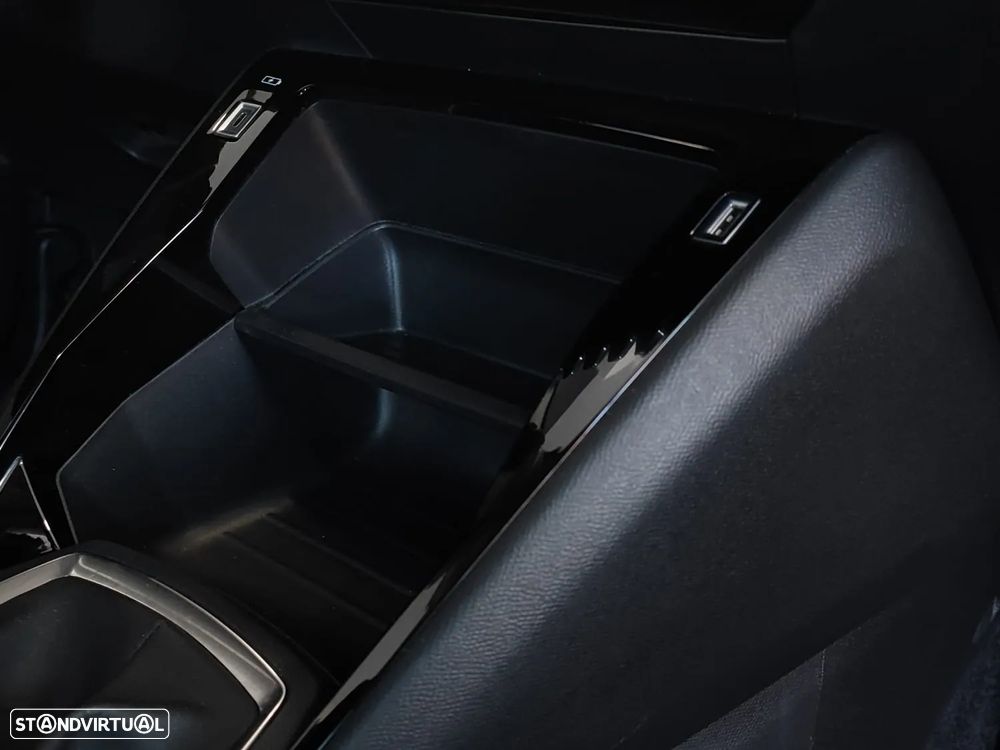 Peugeot 208 1.2 PureTech Active Pack - 36