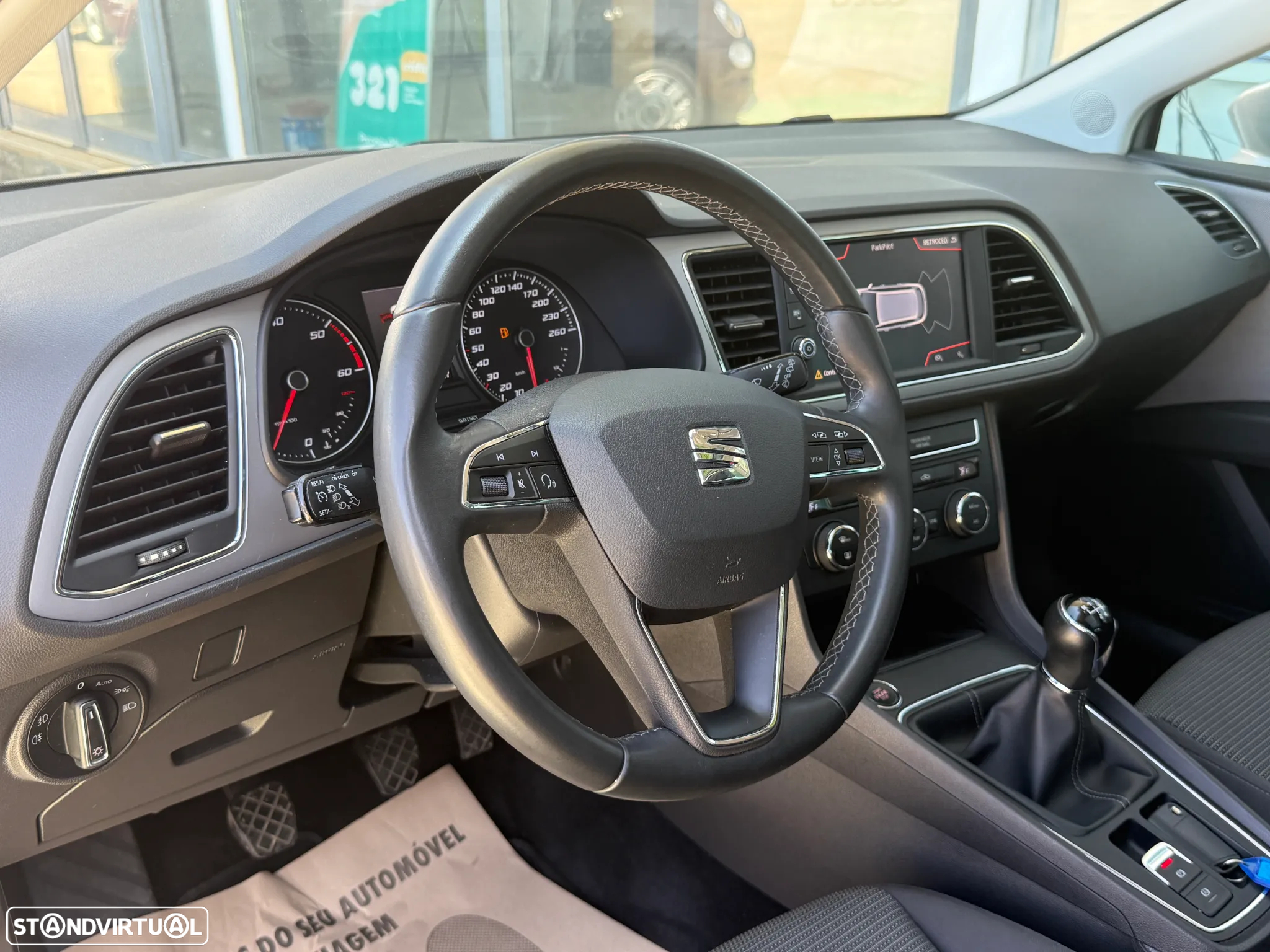 SEAT Leon ST 1.6 TDI Style S/S - 19