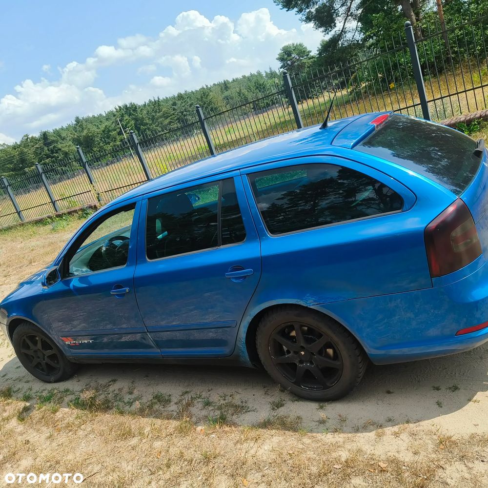 Skoda Octavia 2.0 TDI DPF RS - 14