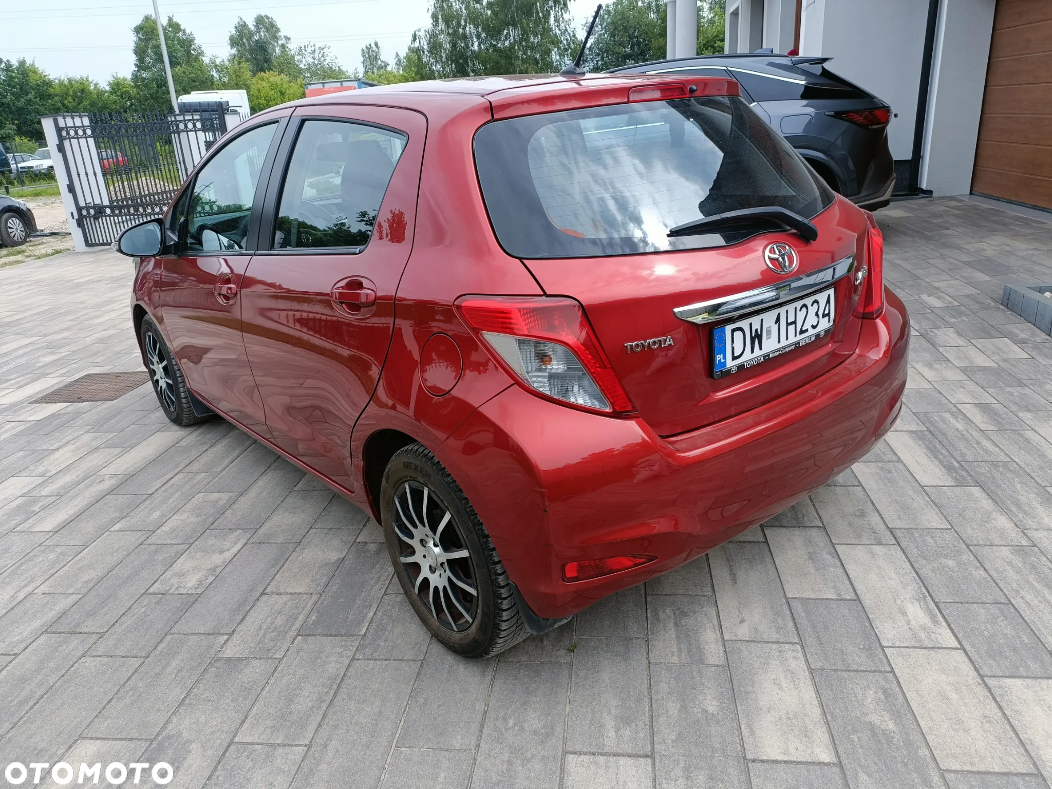 Toyota Yaris - 10