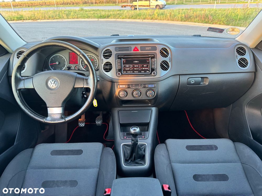Volkswagen Tiguan 2.0 TDI 4Mot Sport&Style - 9