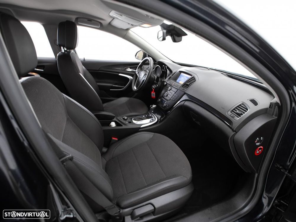 Opel Insignia Sports Tourer - 9