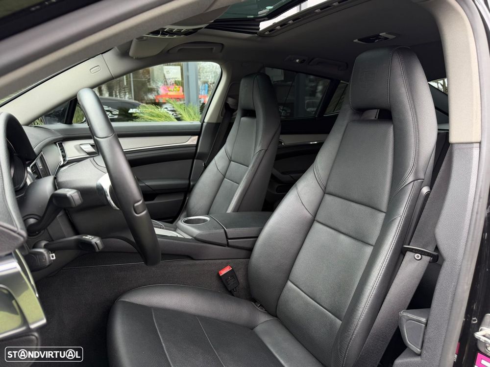 Porsche Panamera Standard - 16
