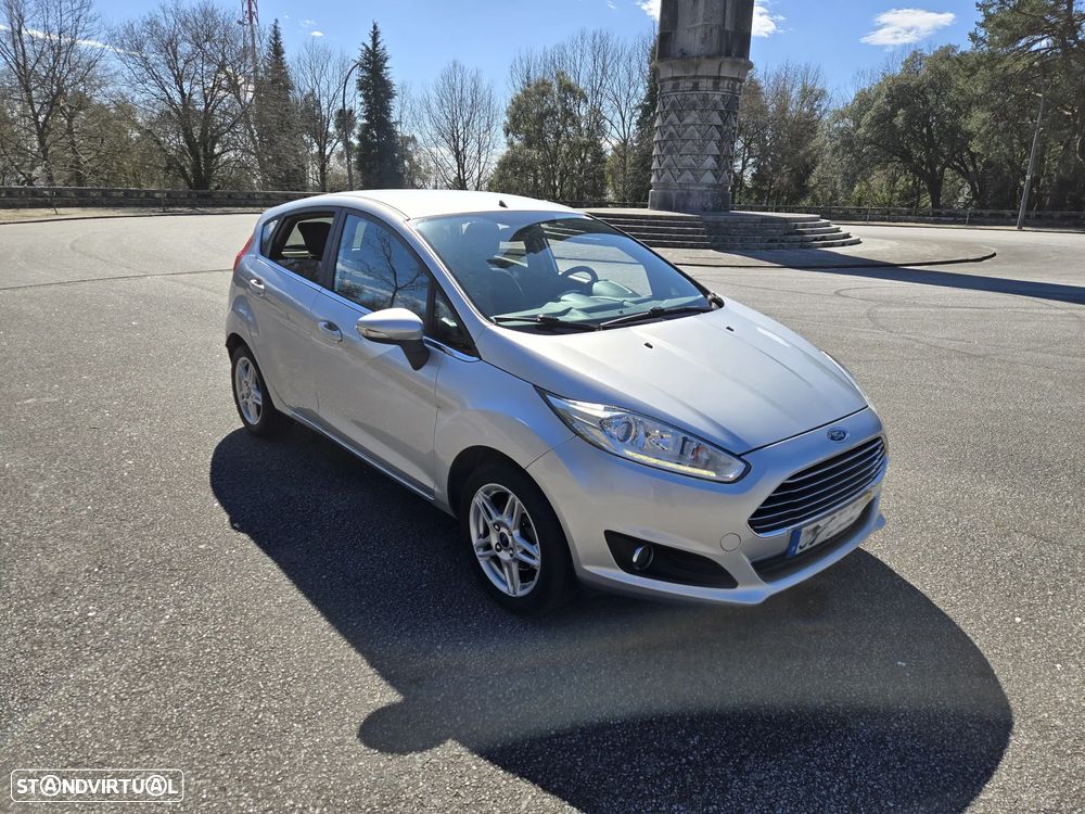 Ford Fiesta 1.0 T EcoBoost Titanium - 3