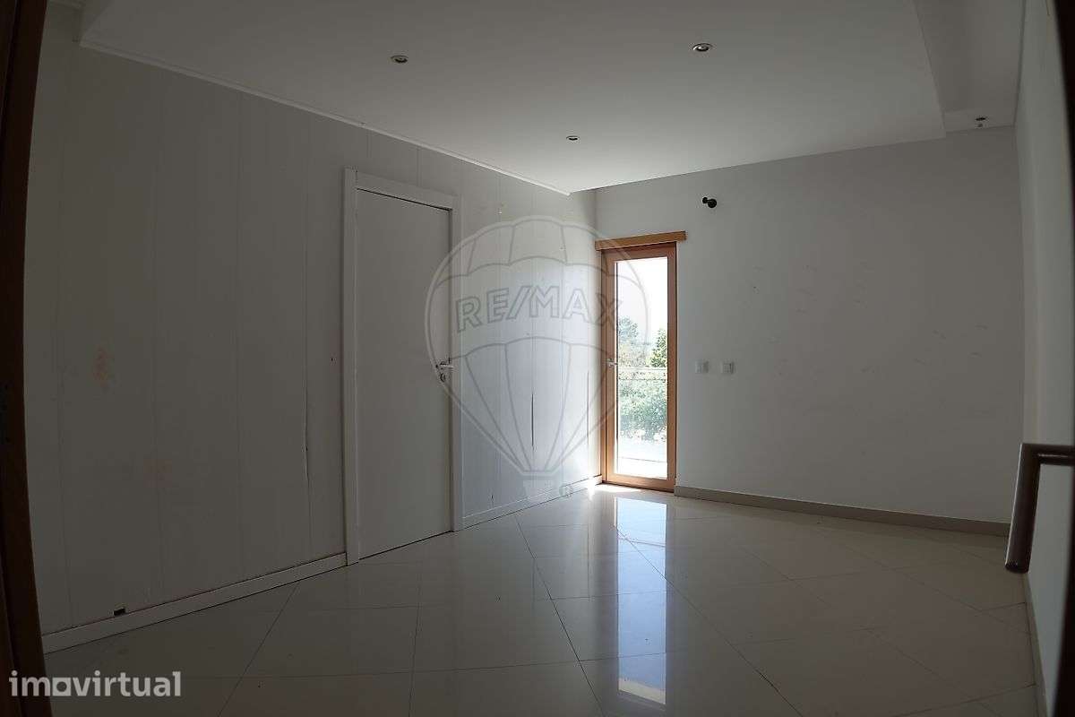 Apartamento T4 para venda - Grande imagem: 4/27