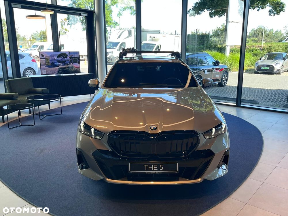 BMW Seria 5 520d xDrive mHEV M Sport - 9
