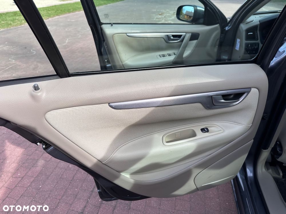 Volvo S60 2.4D Momentum - 17