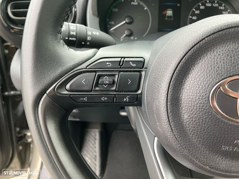 Toyota Yaris 1.5 HDF Comfort Plus - 29