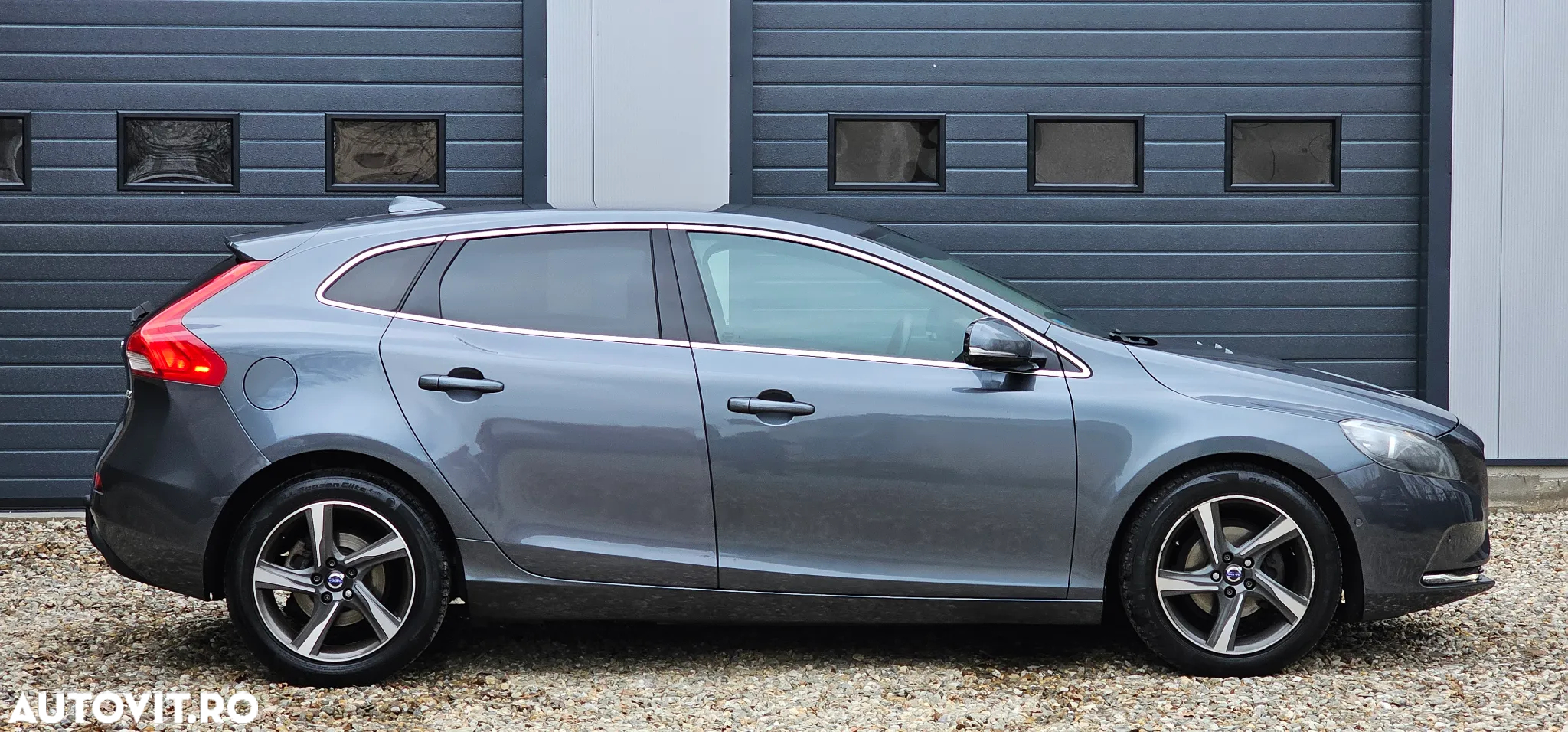 Volvo V40 D2 Summum - 20