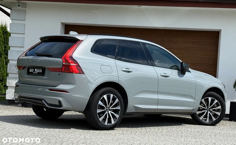 Volvo XC 60 B4 D AWD Plus Dark - 6