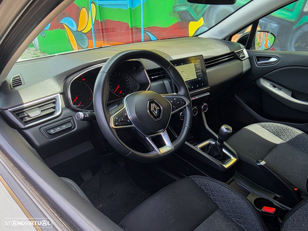 Renault Clio - 5