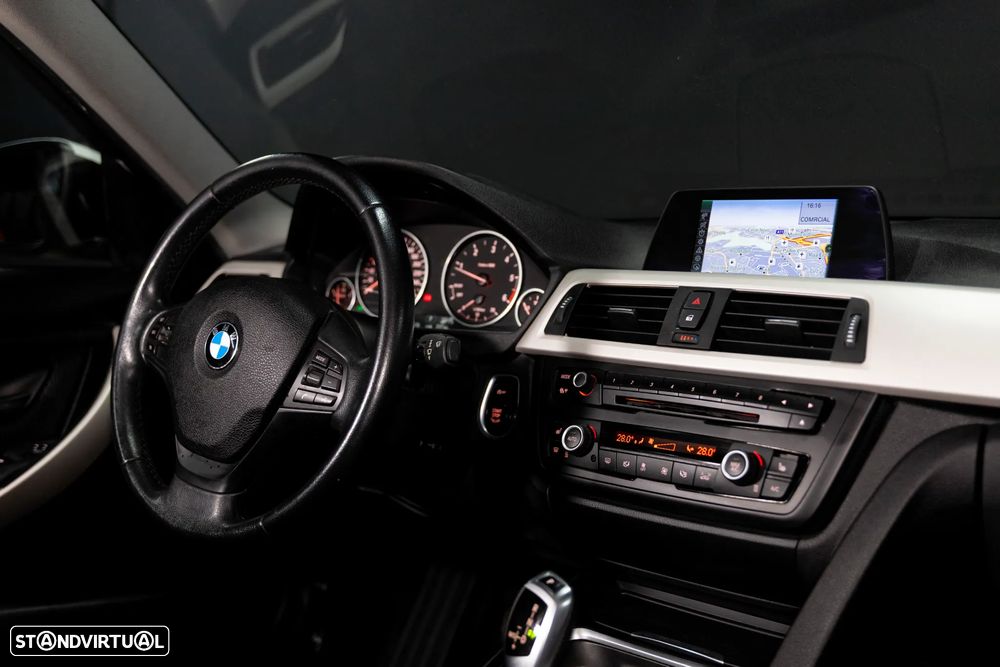BMW 320 d Sport-Aut. - 13
