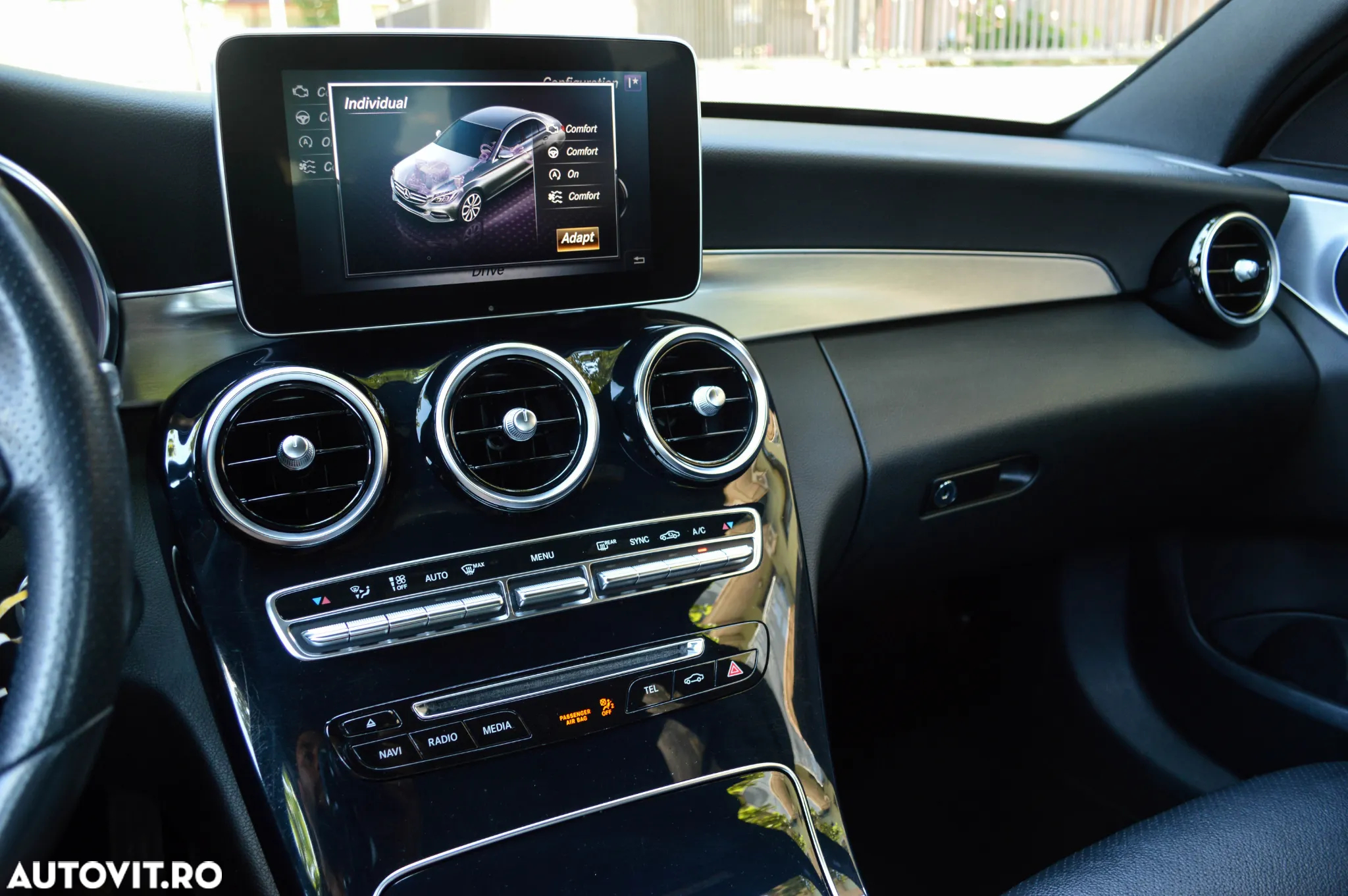 Mercedes-Benz C 180 (BlueTEC) d 7G-TRONIC Avantgarde - 24
