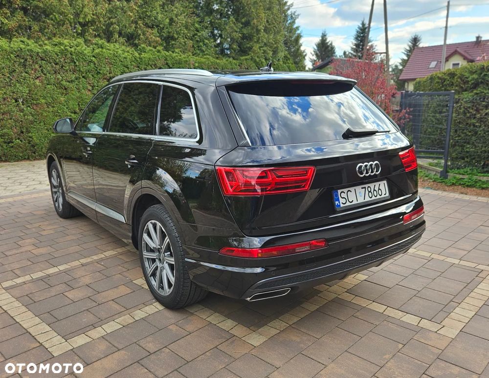 Audi Q7 - 7