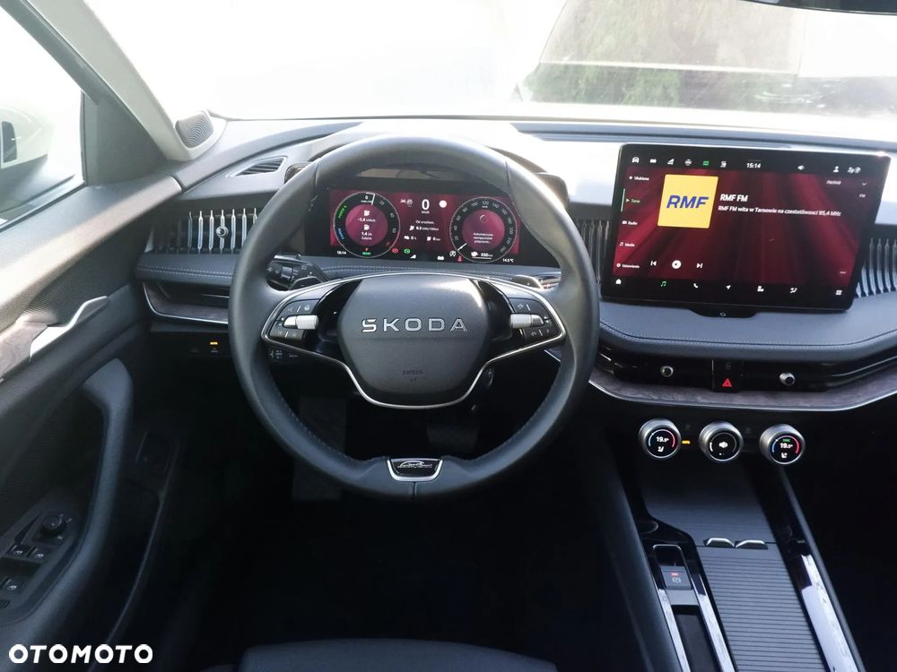 Skoda Superb 1.5 TSI Plug-in Hybrid L&K DSG - 21