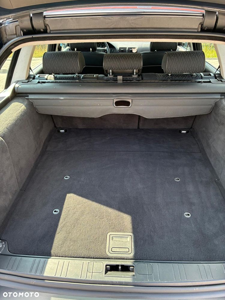 BMW Seria 5 525i - 11