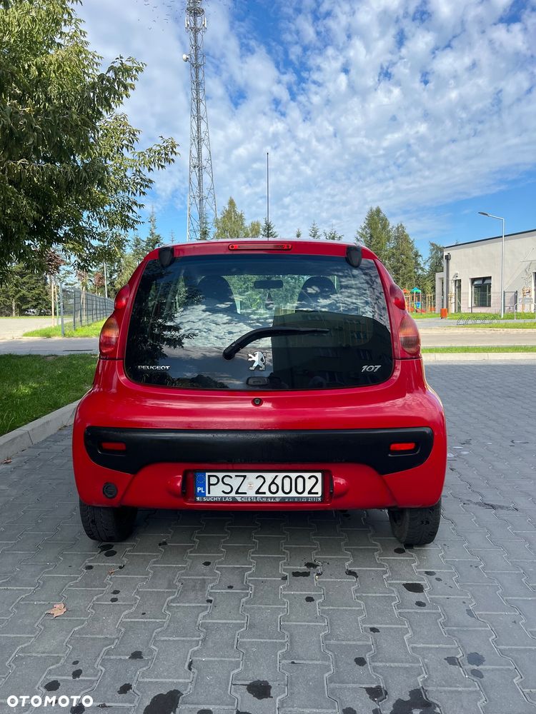 Peugeot 107 - 12