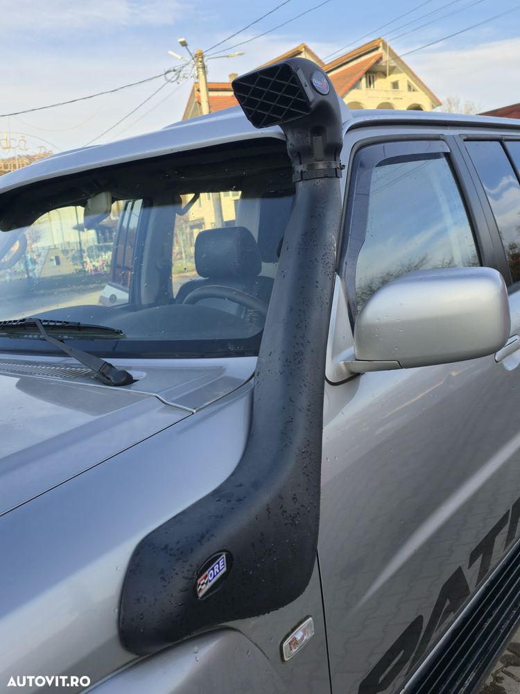 Nissan Patrol 3.0 TDI Elegance Aut - 10