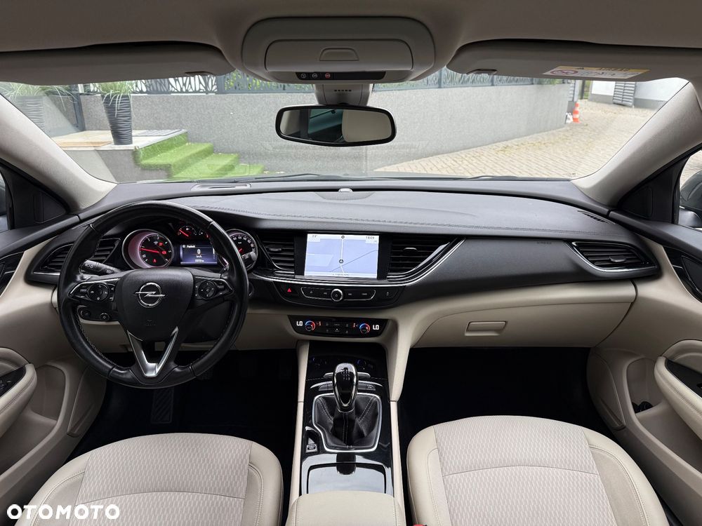 Opel Insignia - 27
