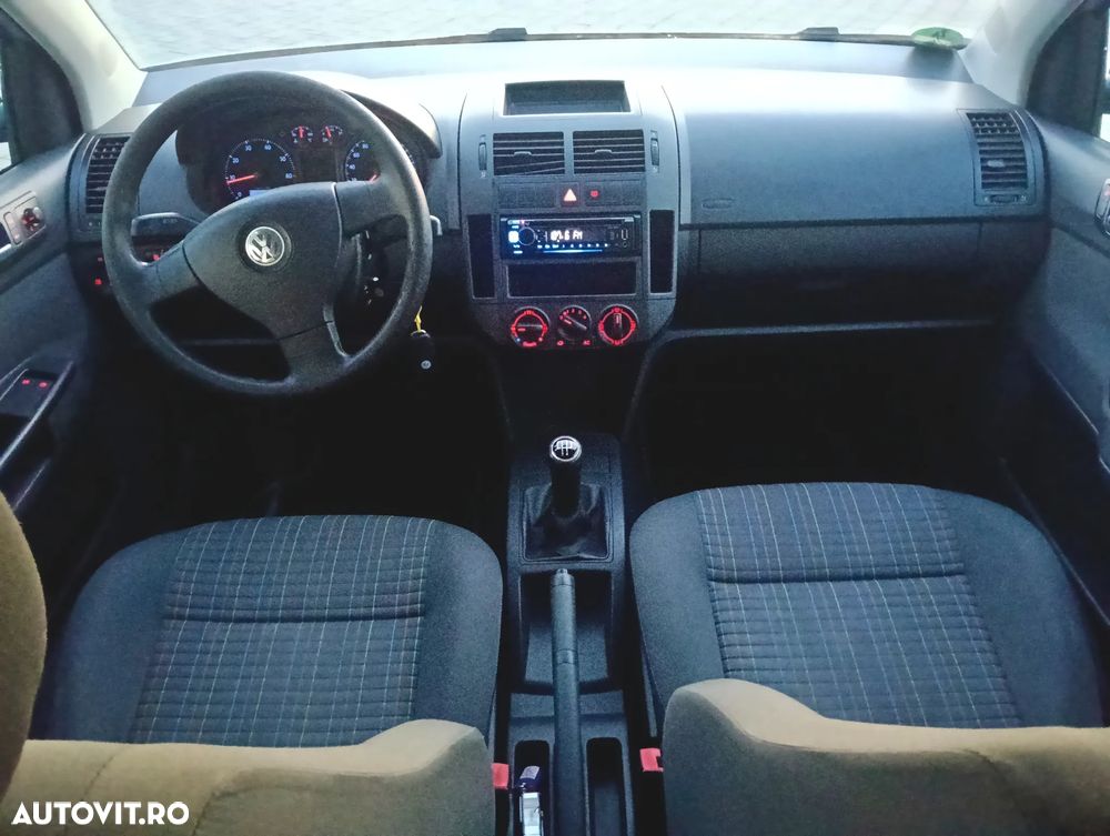 Volkswagen Polo 1.2 Comfortline - 8