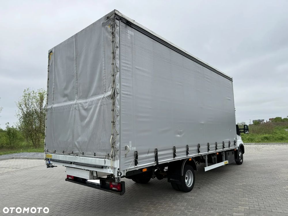 Iveco DAILY - 4
