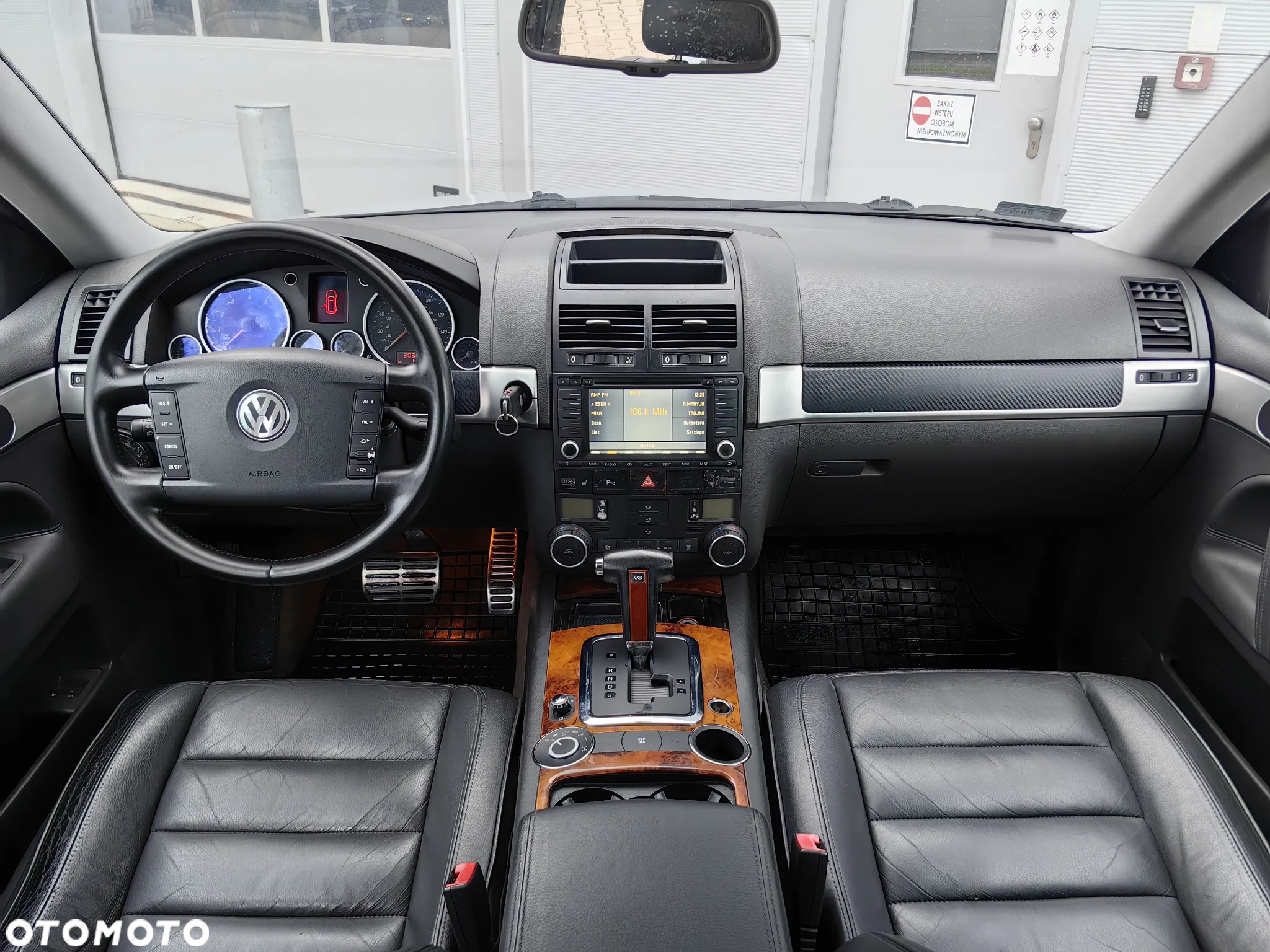 Volkswagen Touareg 4.2 V8 Automatik - 9