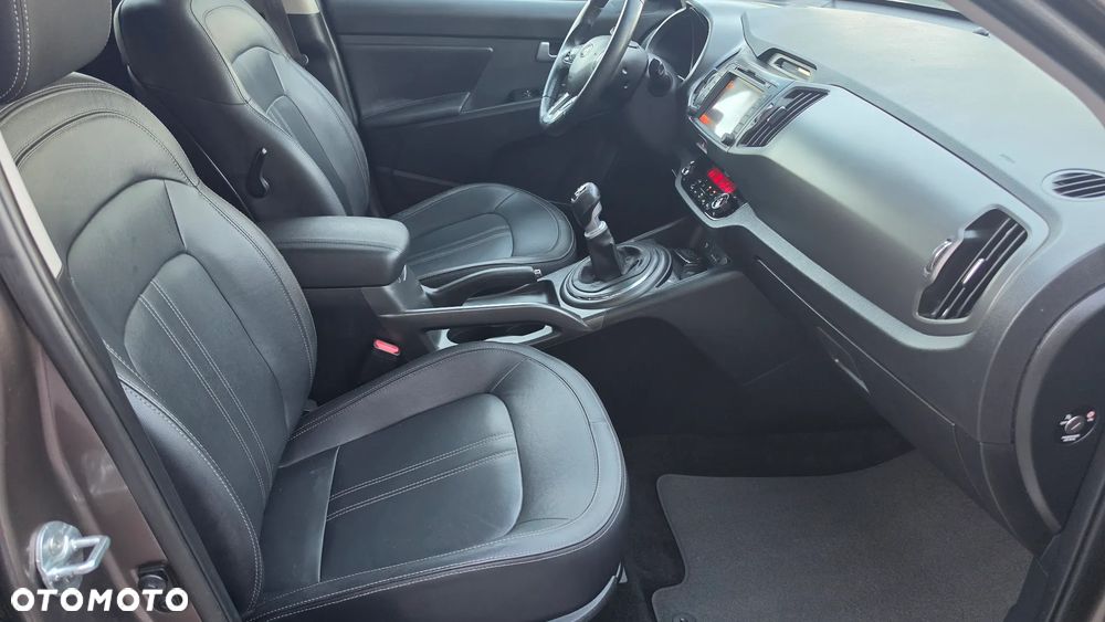 Kia Sportage - 16