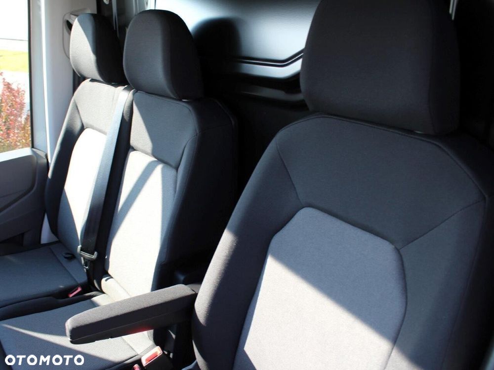 Volkswagen Crafter - 11