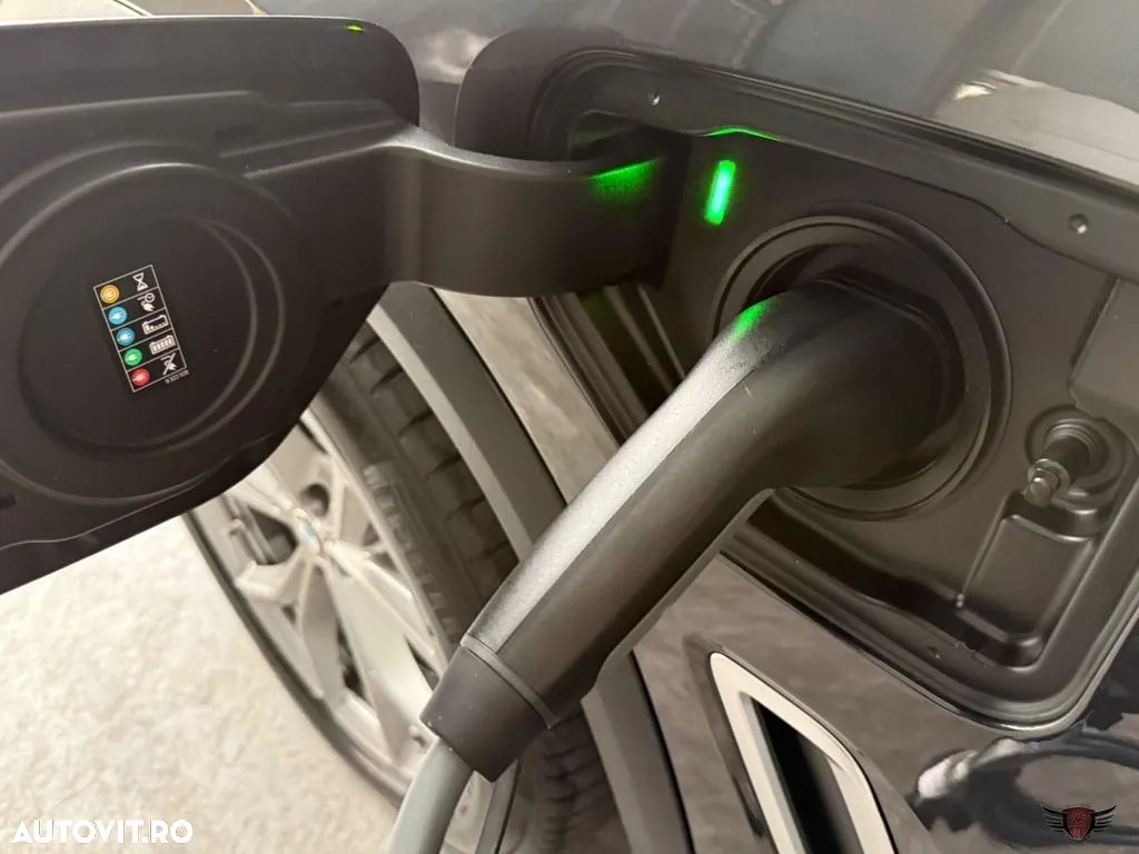 BMW X5 xDrive45e AT PHEV - 37