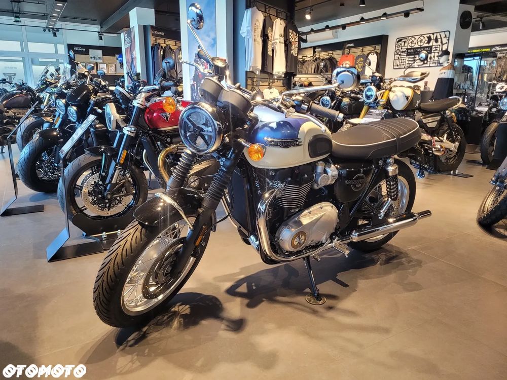 Triumph Bonneville - 5