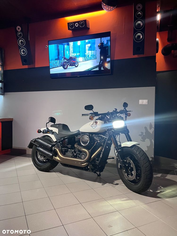 Harley-Davidson Softail Fat Bob - 4