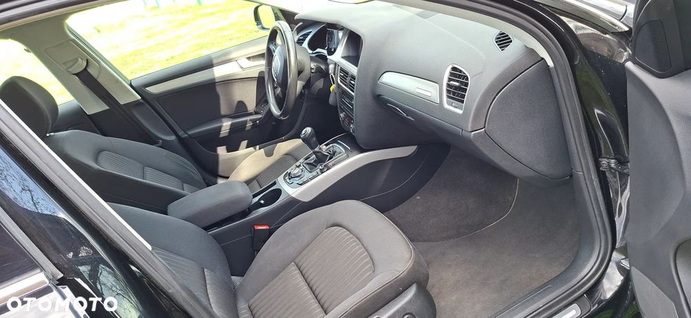 Audi A4 Limousine 2.0 TFSI Ambiente - 23