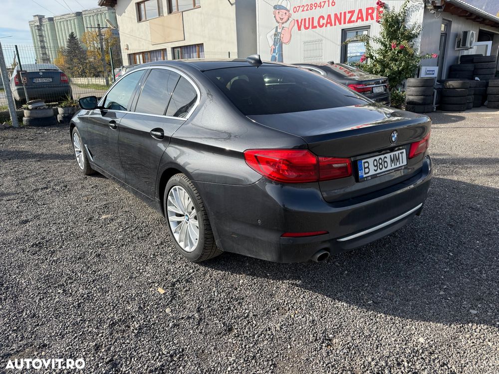 BMW Seria 5 530d xDrive Aut. Luxury Line - 4