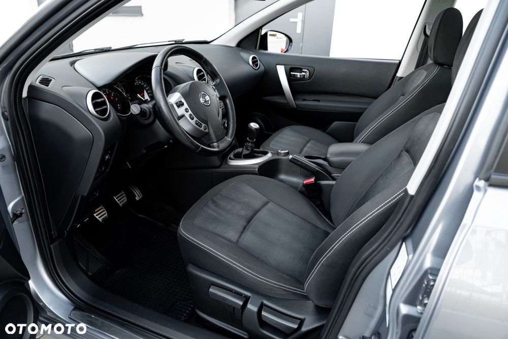 Nissan Qashqai 2.0 4x4 Tekna - 19