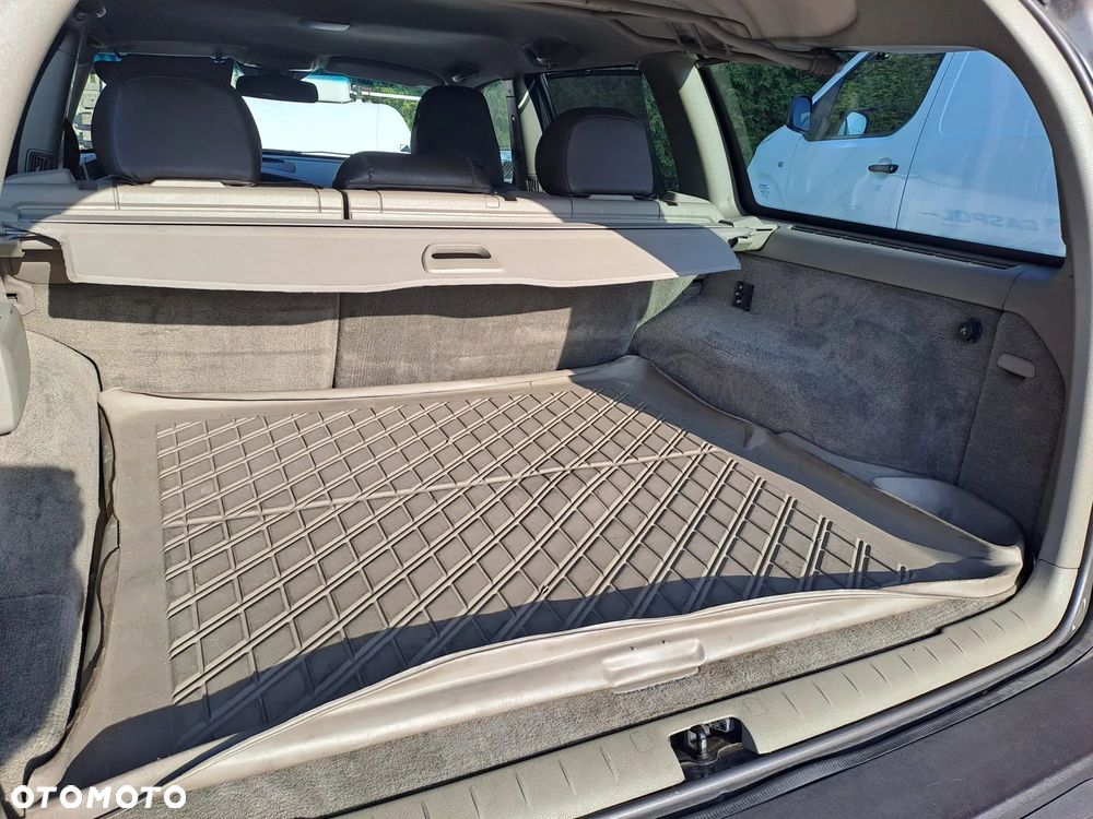 Volvo XC 70 - 7