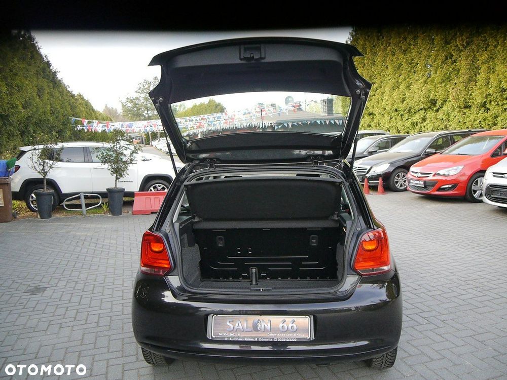 Volkswagen Polo 1.2 MATCH - 13